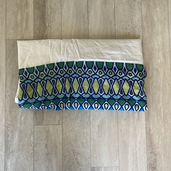 Anthropologie Geometric Abstract Cotton Twin Bed Skirt Boho Decor Green Teal - Picture 1 of 6